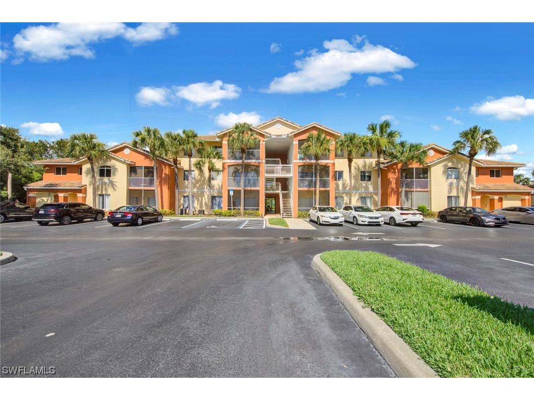 6330 Aragon Way #105 Fort Myers FL 33966 223056633 image1