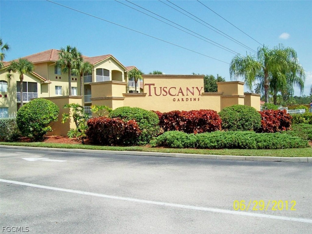 6330 Aragon Way #108 Fort Myers FL 33966 2026013439 image1
