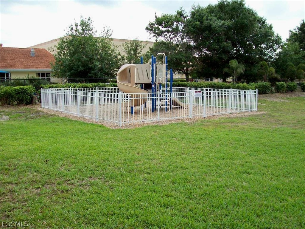 6330 Aragon Way #108 Fort Myers FL 33966 2026013439 image9