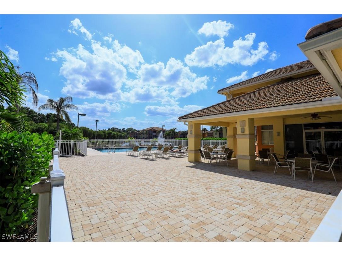 6330 Aragon Way W #204 Fort Myers FL 33966 224059277 image1