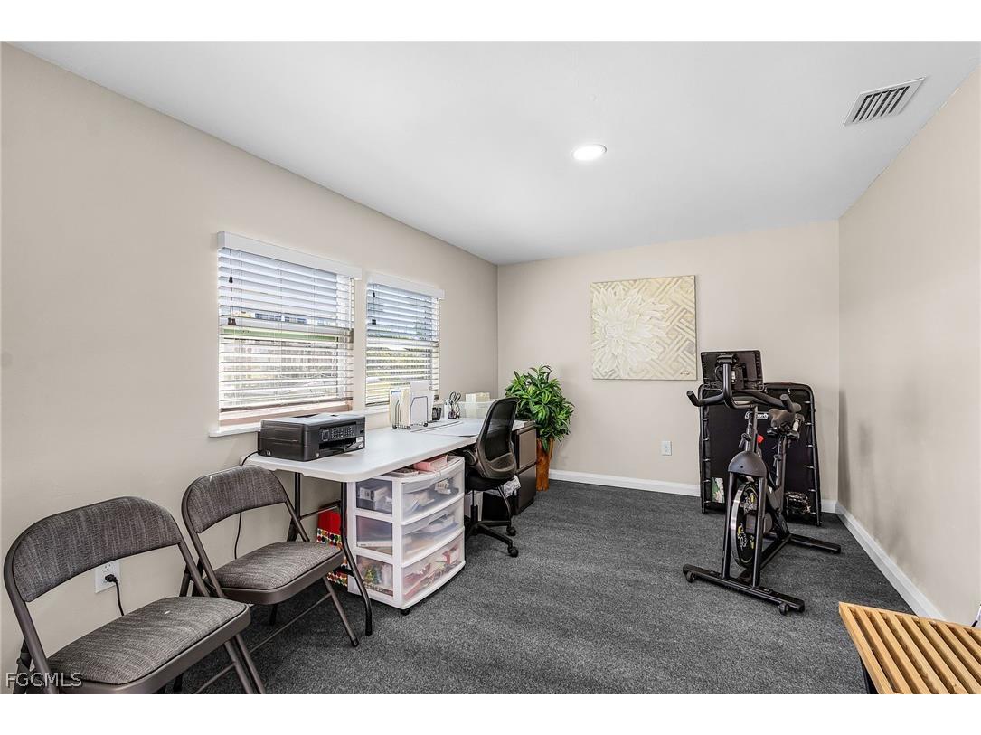 6331 Plumosa Avenue Fort Myers FL 33908 2026013934 image19