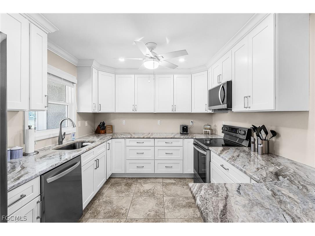 6331 Plumosa Avenue Fort Myers FL 33908 2026013934 image9