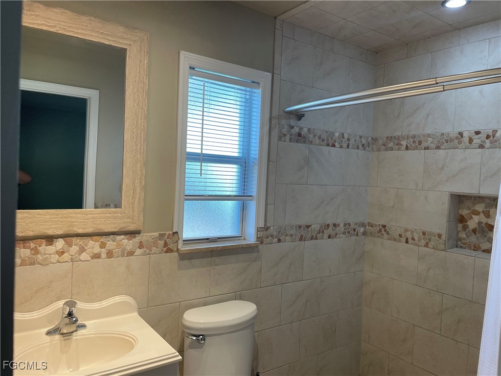 6335 Hofstra Court W Fort Myers FL 33919 2025014005 image19