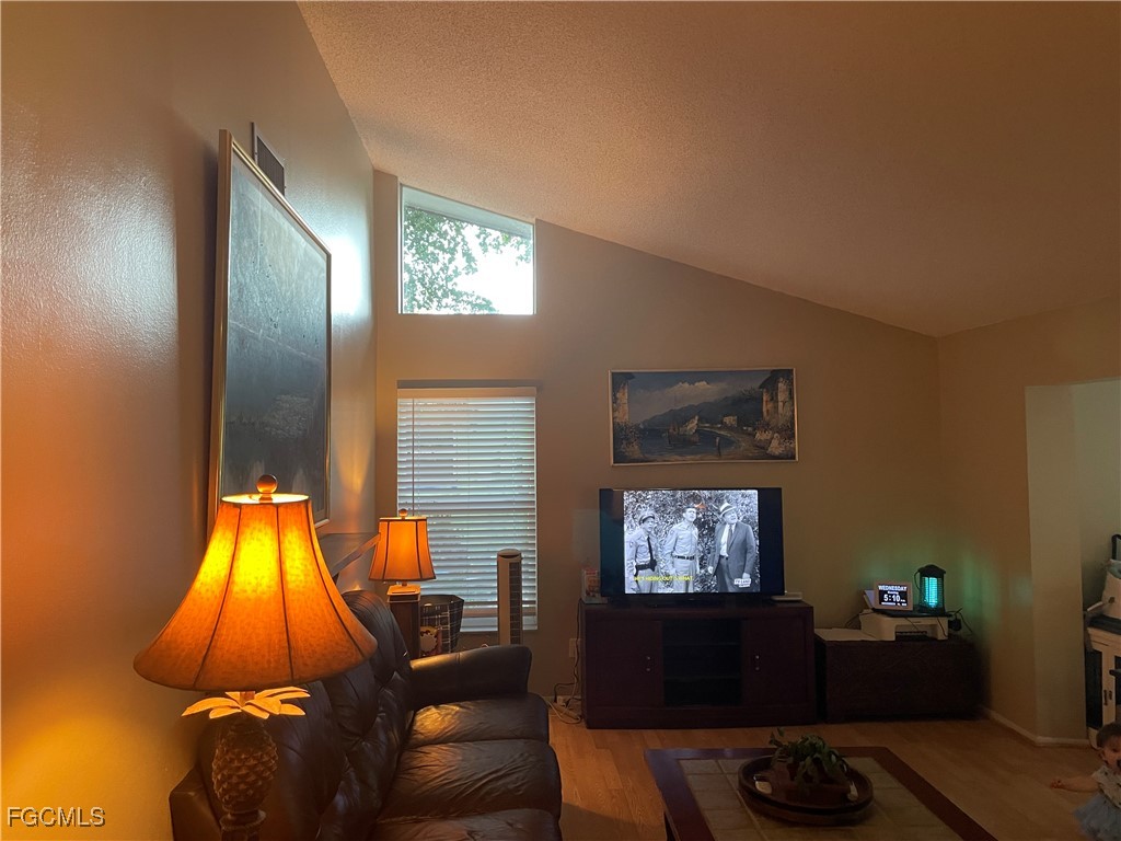 6335 Hofstra Court W Fort Myers FL 33919 2025014005 image20