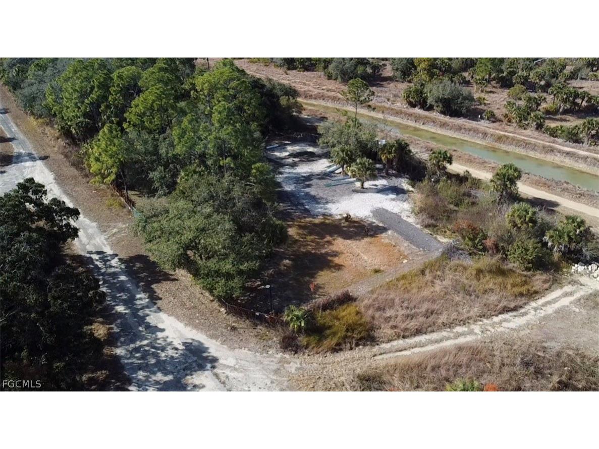 634 Jackie Court Lehigh Acres FL 33972 2025016863 image2