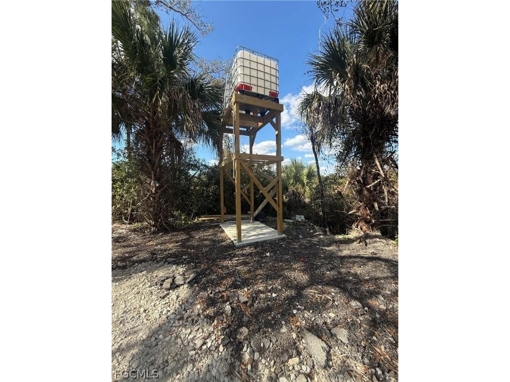 634 Jackie Court Lehigh Acres FL 33972 2025016863 image3