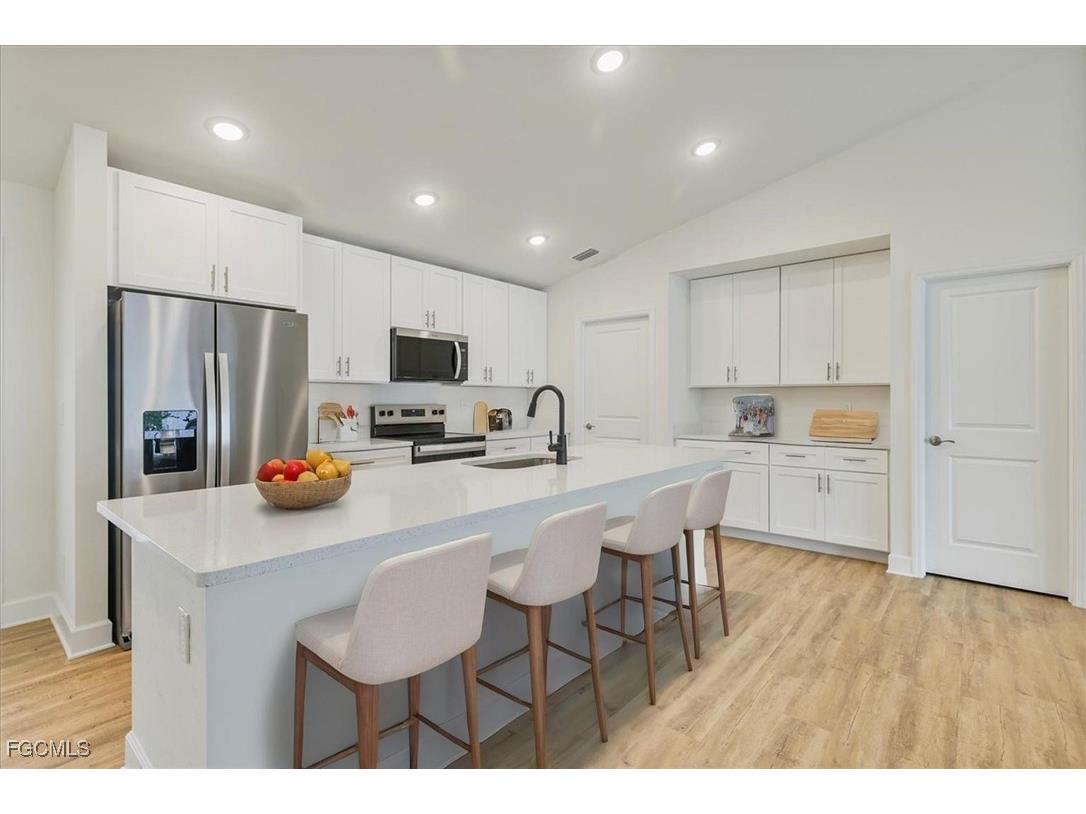 634 NW 15th Terrace Cape Coral FL 33993 225060653 image3