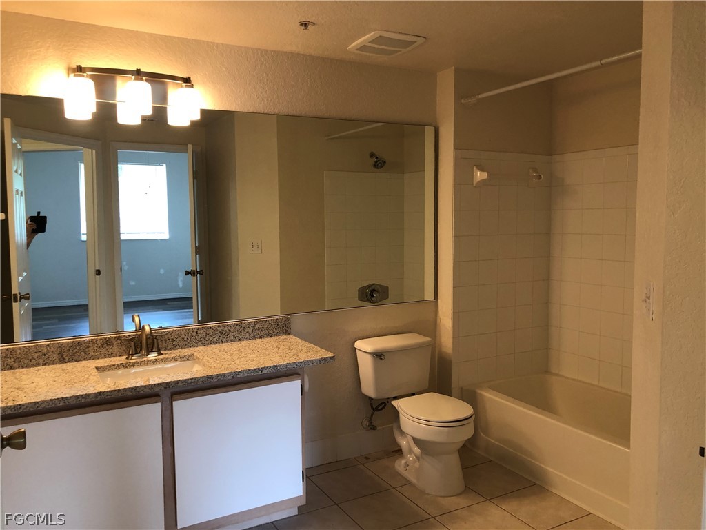 6341 Aragon Way #303 Fort Myers FL 33966 2026005227 image12