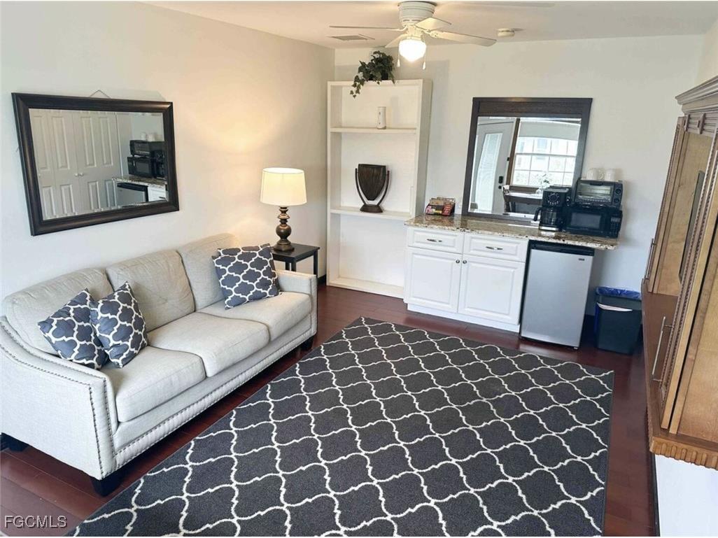 6343 Mark Lane Fort Myers FL 33966 2025020378 image22