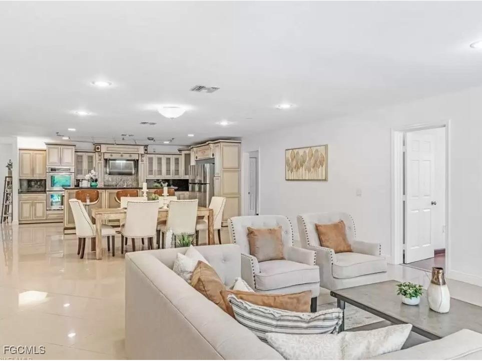 6343 Mark Lane Fort Myers FL 33966 2026003583 image8