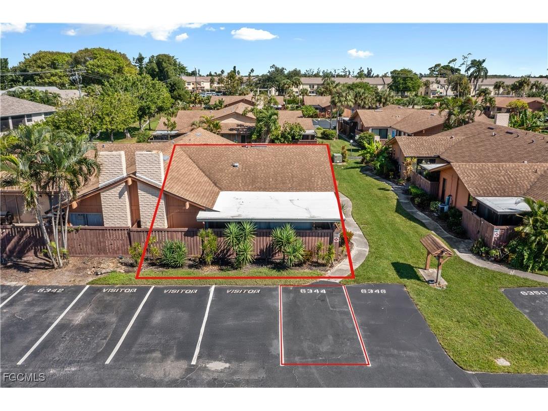 6344 Royal Woods Drive Fort Myers FL 33908 2025016617 image1