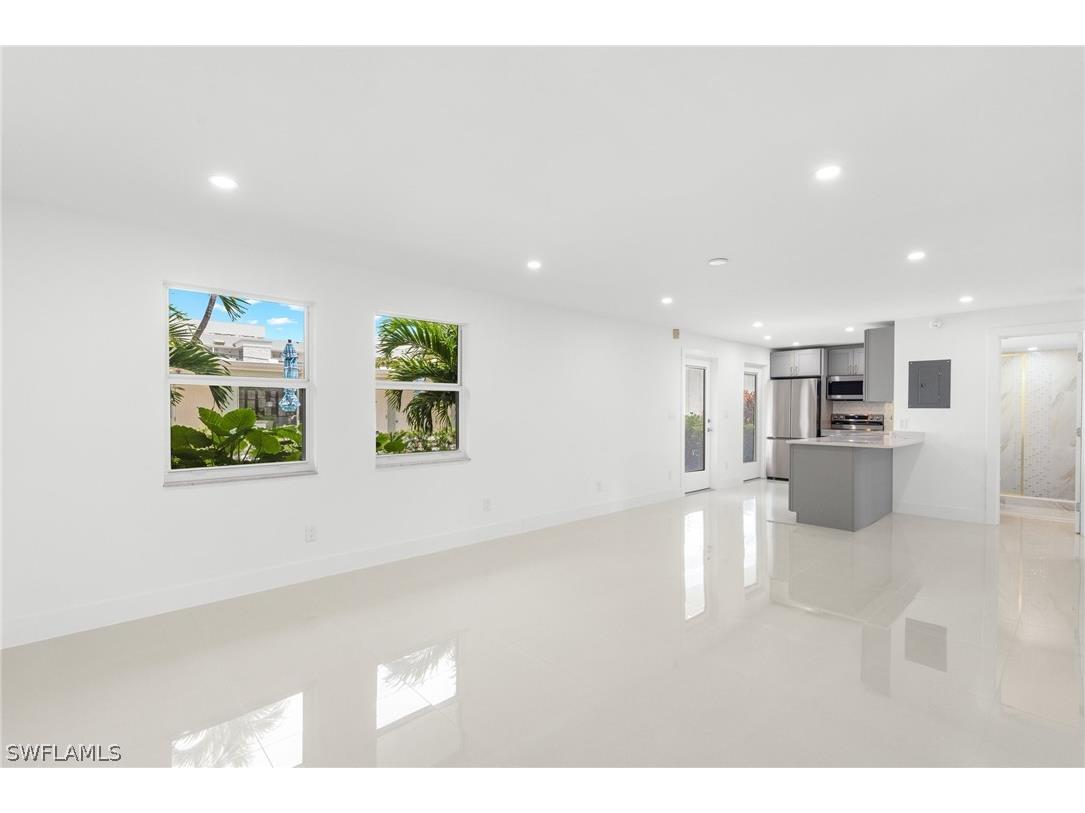 635 12th Avenue S #635 Naples FL 34102 224031099 image19