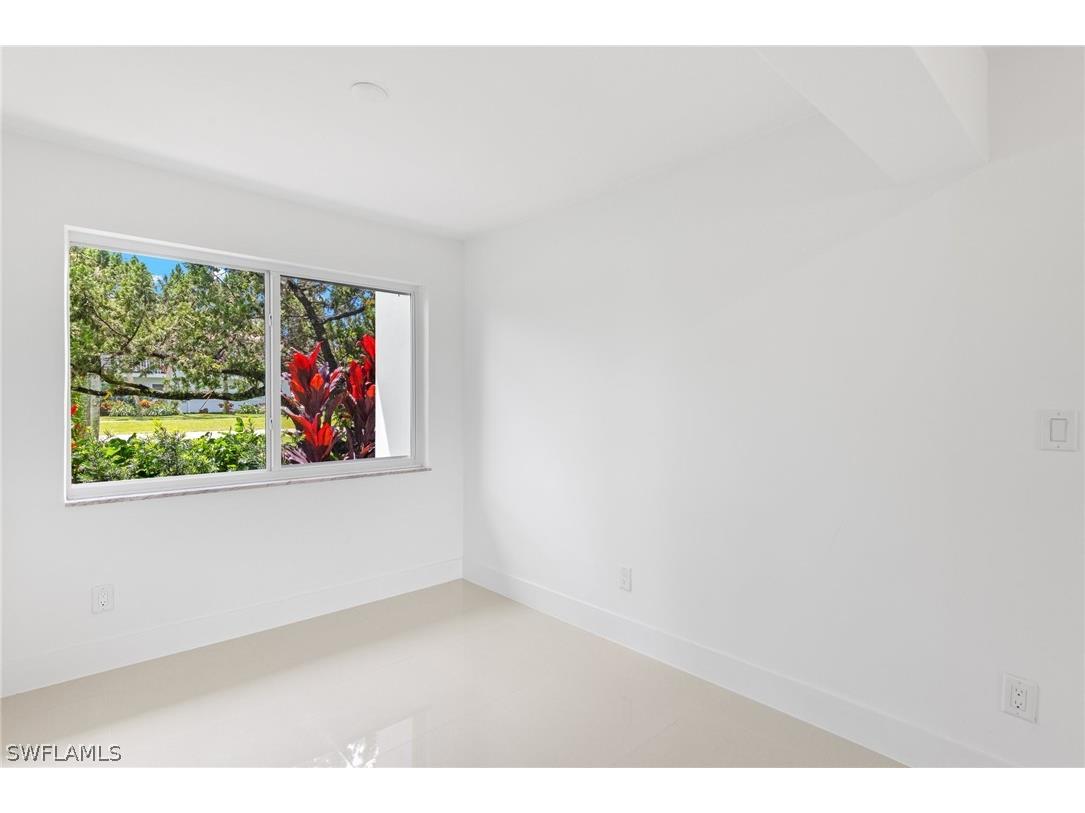 635 12th Avenue S #635 Naples FL 34102 224031099 image28