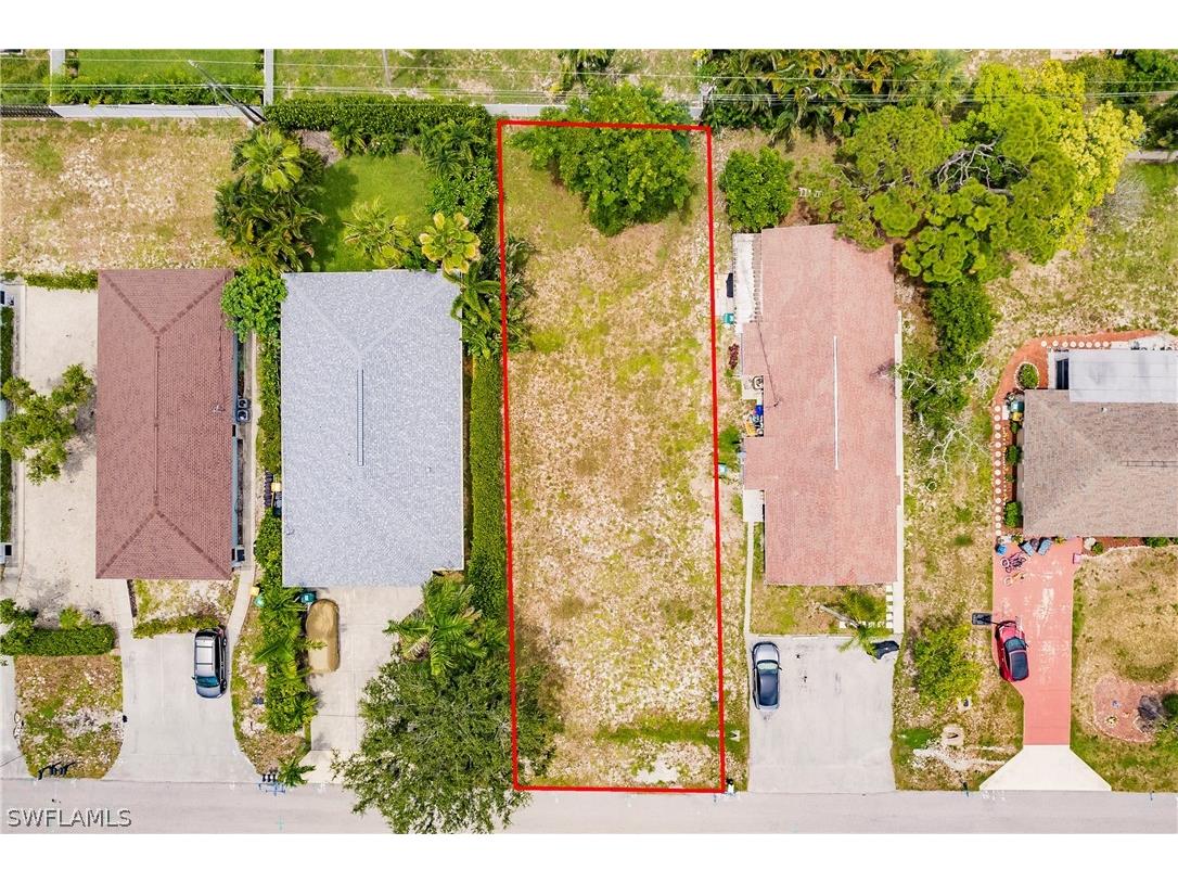 635 92nd Avenue N Naples FL 34108 226006881 image1