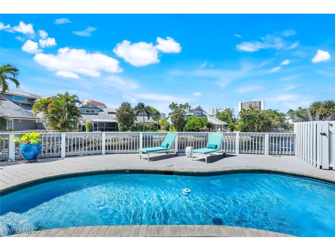 635 Bridgeway Lane Naples FL 34108 225075666 image1