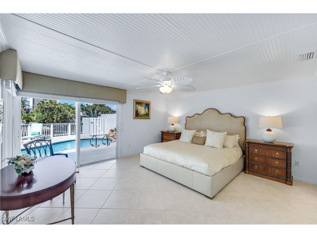 635 Bridgeway Lane Naples FL 34108 225075666 image20