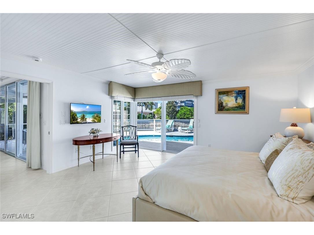 635 Bridgeway Lane Naples FL 34108 225075666 image21