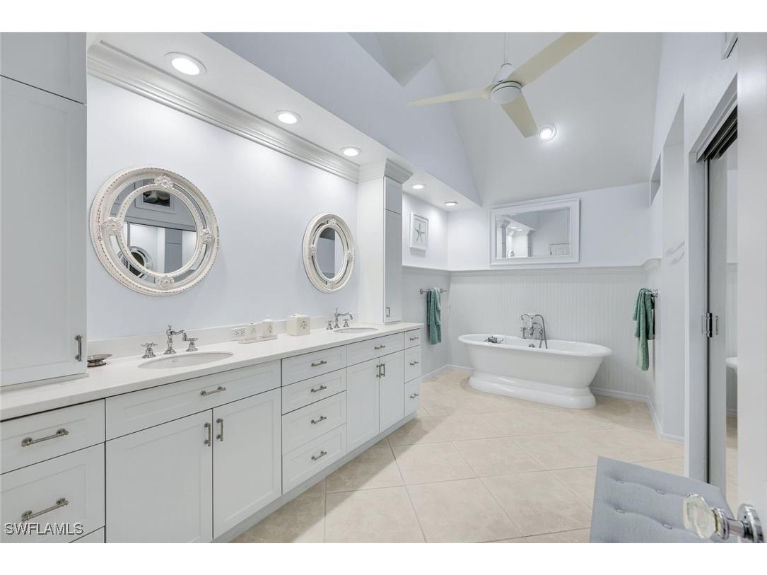 635 Bridgeway Lane Naples FL 34108 225075666 image22