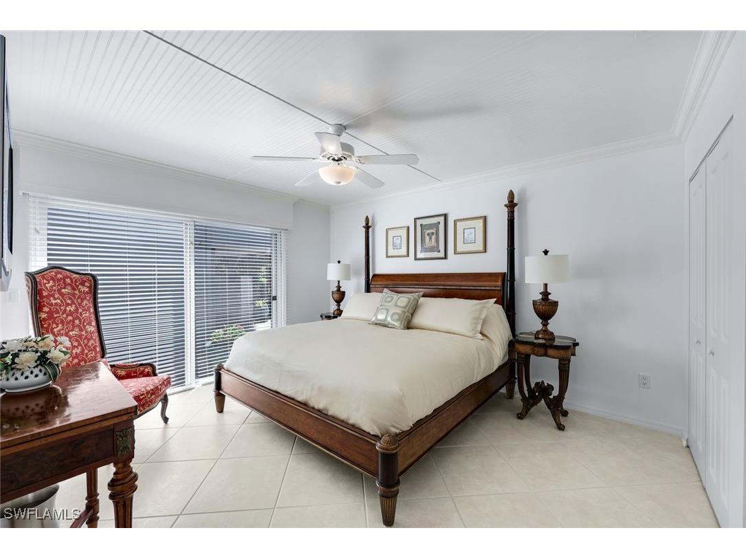 635 Bridgeway Lane Naples FL 34108 225075666 image24