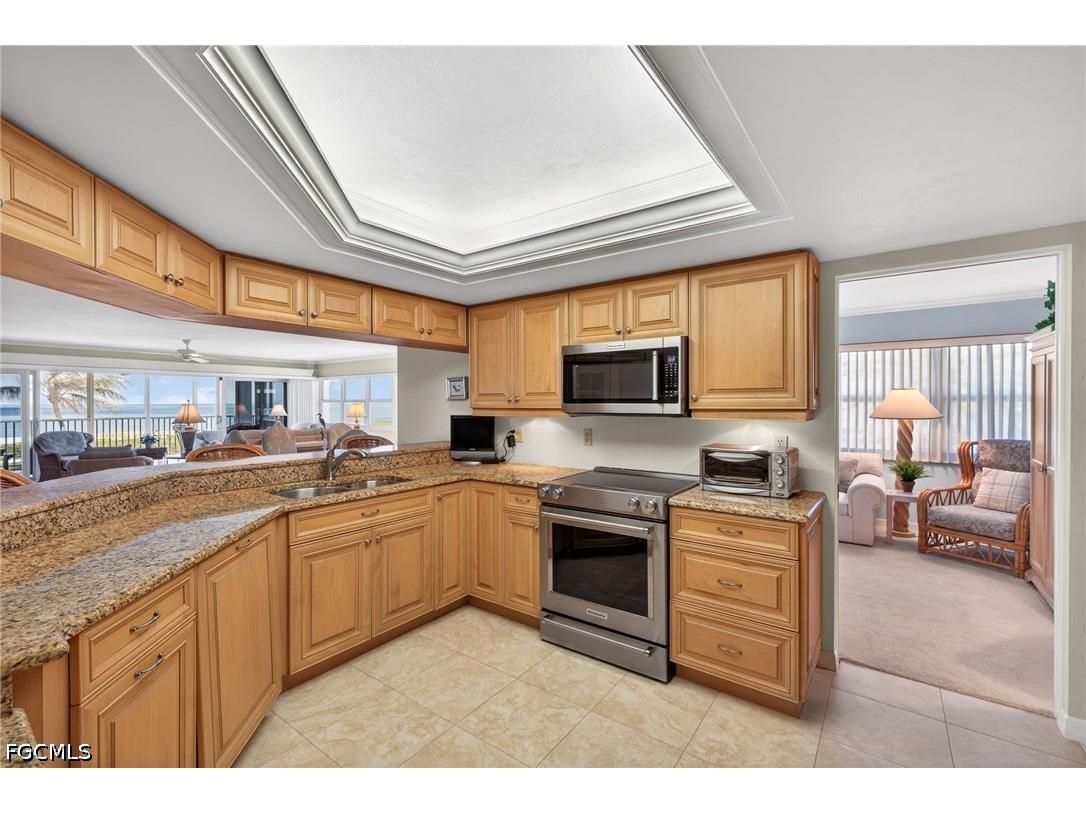 635 E Gulf Drive #A202 Sanibel FL 33957 2026016537 image14