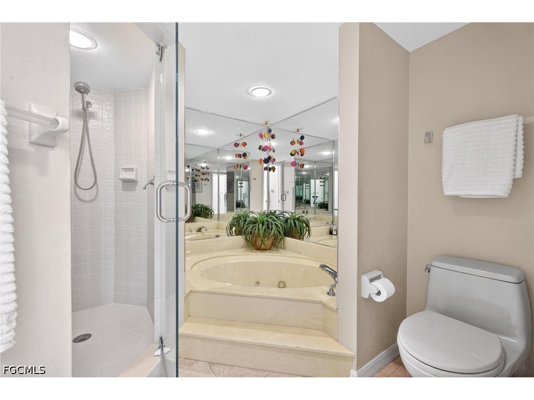 635 E Gulf Drive #A202 Sanibel FL 33957 2026016537 image24
