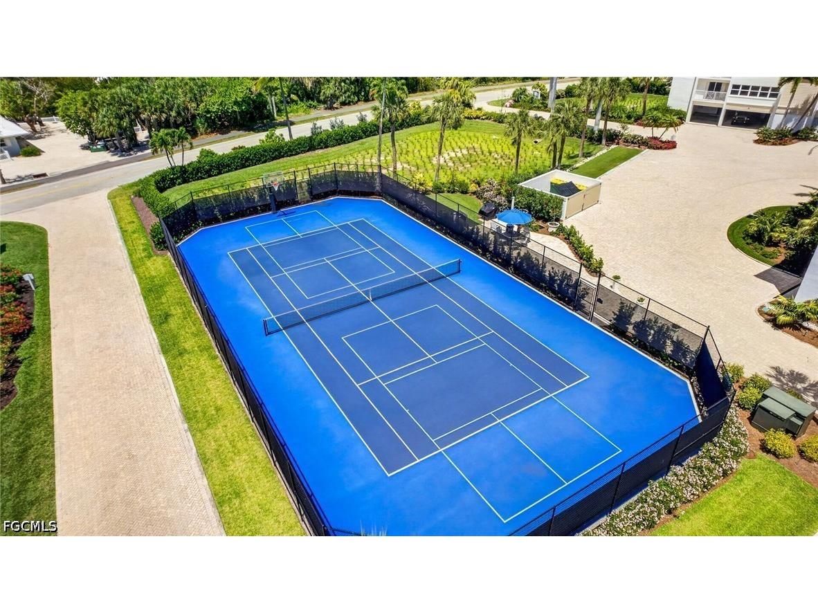 635 E Gulf Drive #A202 Sanibel FL 33957 2026016537 image38