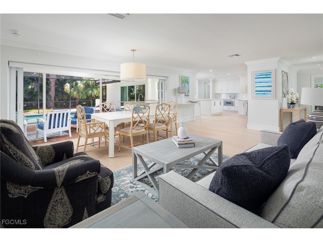 635 Fountainhead Lane Naples FL 34103 2025025260 image12