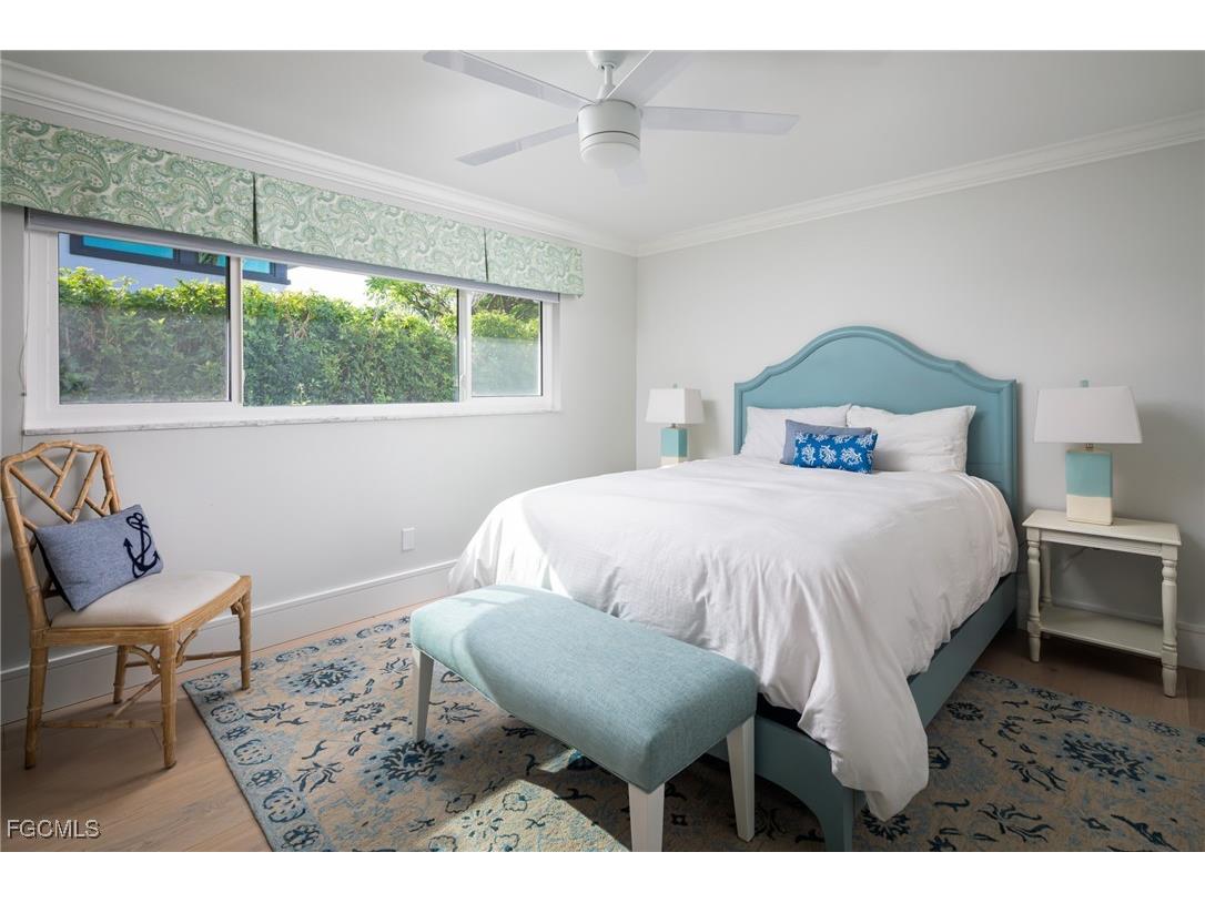 635 Fountainhead Lane Naples FL 34103 2025025260 image18