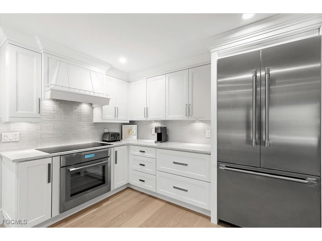 635 Fountainhead Lane Naples FL 34103 2025025260 image7