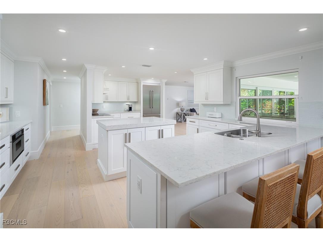 635 Fountainhead Lane Naples FL 34103 2025025260 image8