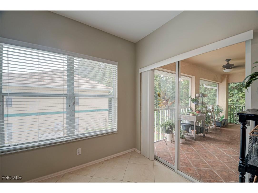 635 Mardel Court #204 Naples FL 34104 2025014664 image12