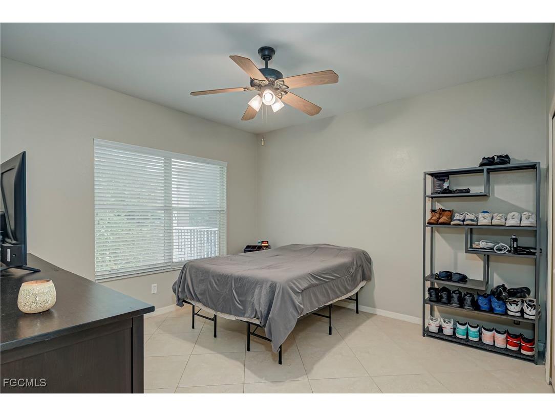 635 Mardel Court #204 Naples FL 34104 2025014664 image21