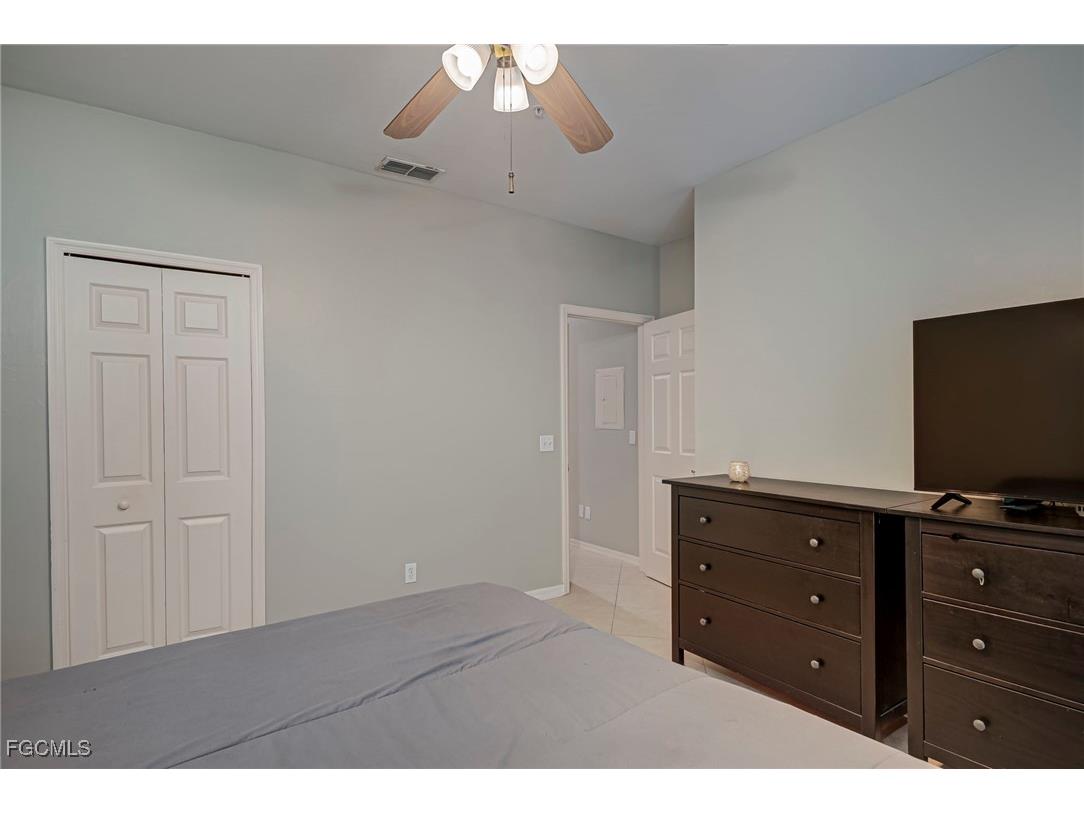 635 Mardel Court #204 Naples FL 34104 2025014664 image22