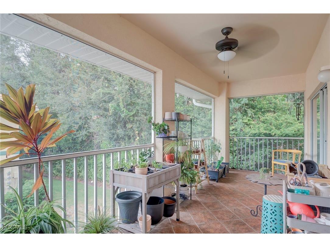 635 Mardel Court #204 Naples FL 34104 2025014664 image25