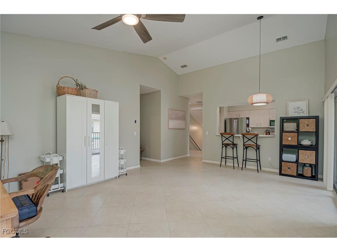 635 Mardel Court #204 Naples FL 34104 2025014664 image6