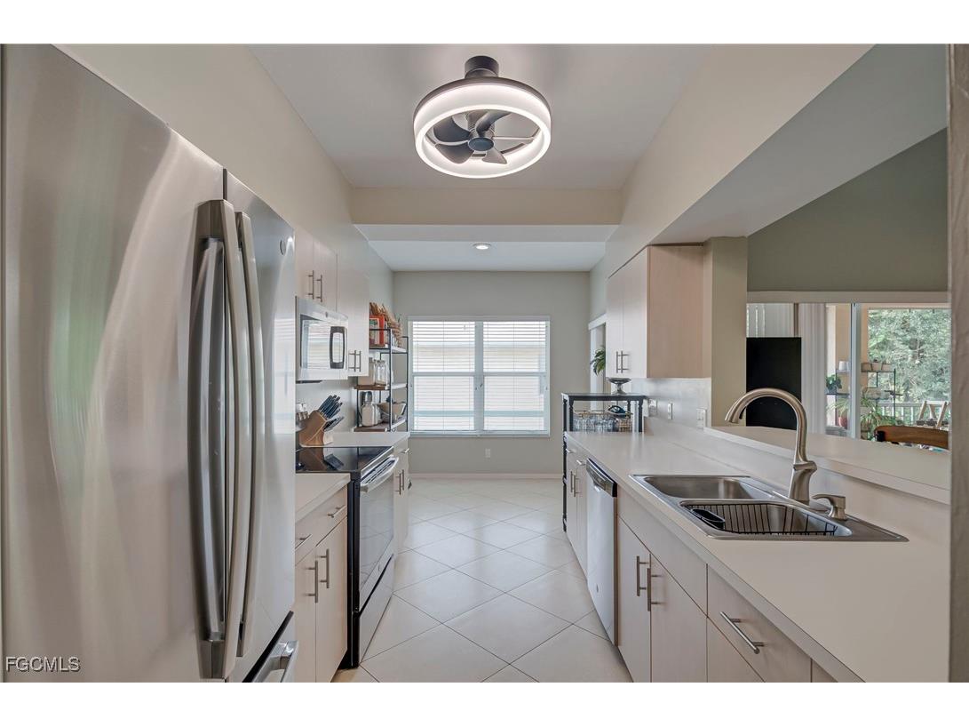 635 Mardel Court #204 Naples FL 34104 2025014664 image9