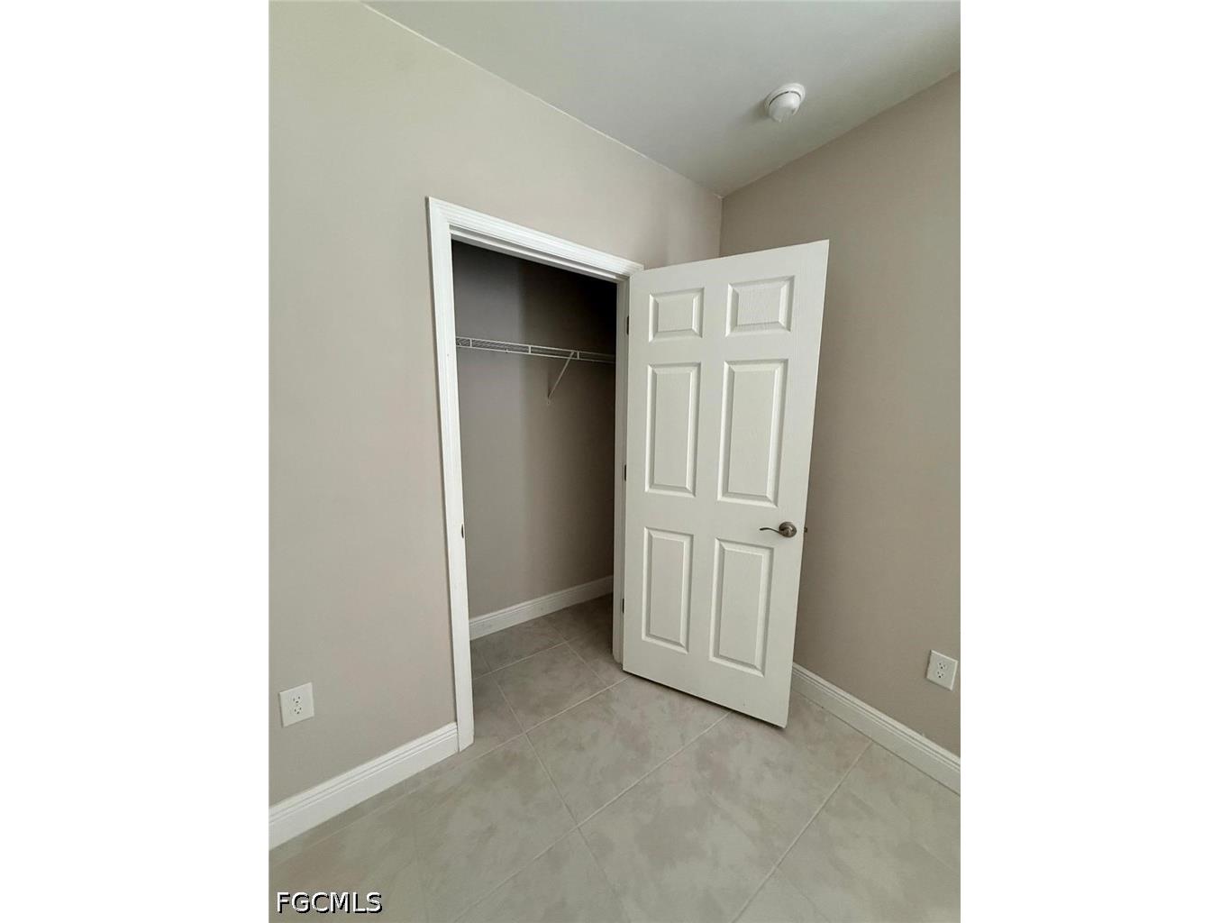 635 NE 6th Place Cape Coral FL 33909 2026023353 image12
