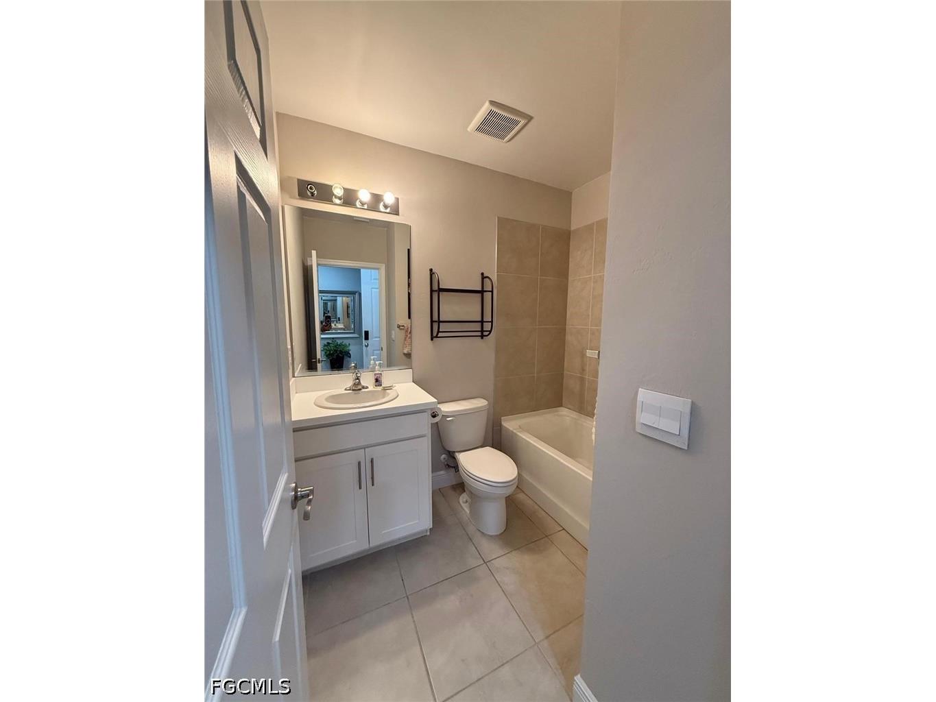 635 NE 6th Place Cape Coral FL 33909 2026023353 image15