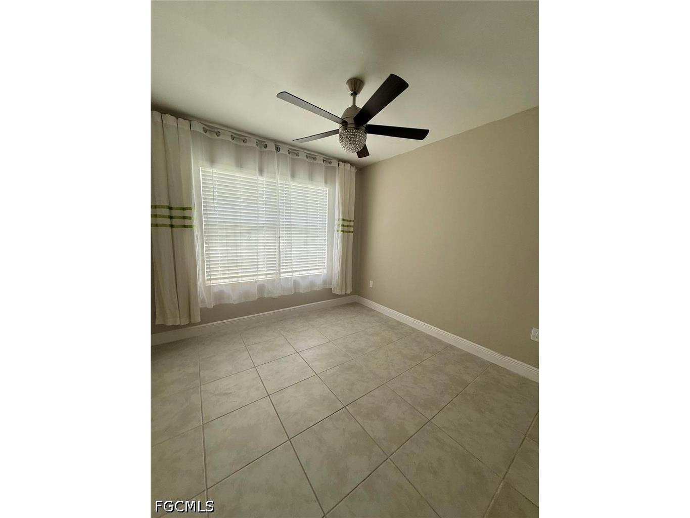 635 NE 6th Place Cape Coral FL 33909 2026023353 image8