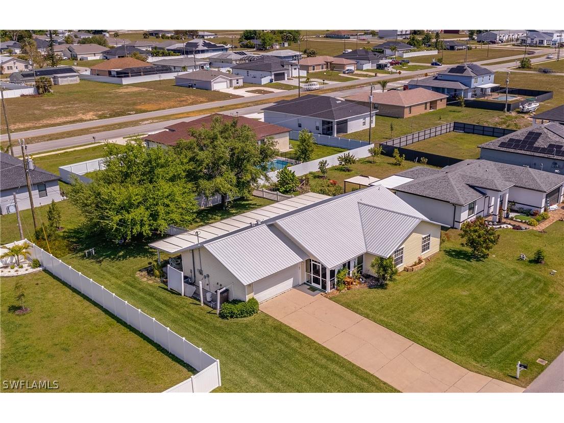635 NE 6th Terrace Cape Coral FL 33909 224027941 image1
