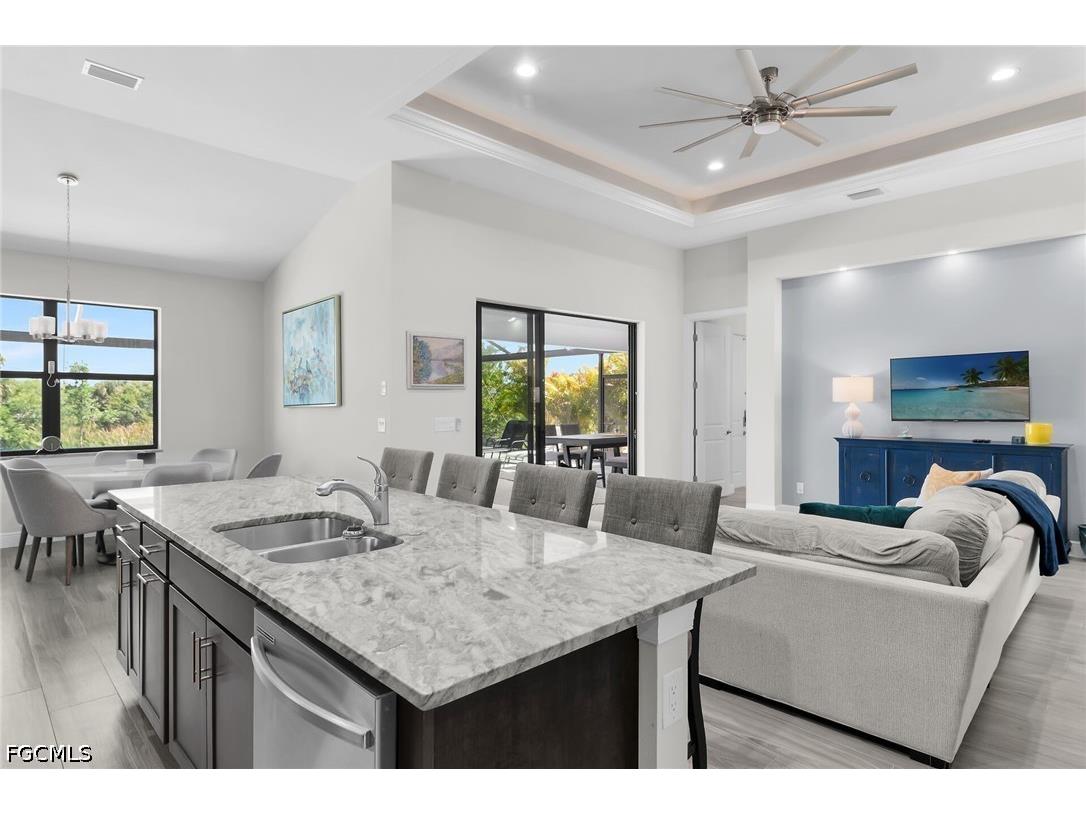 635 NE 7th Terrace Cape Coral FL 33909 2026021587 image15