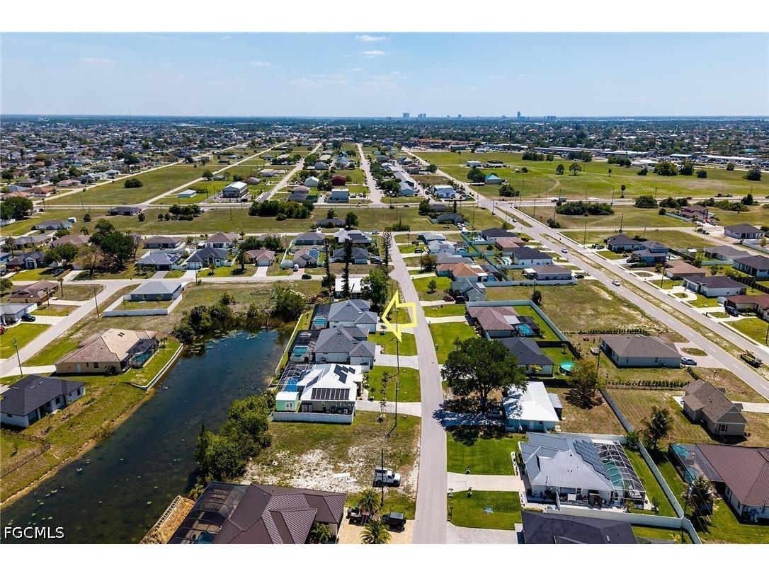 635 NE 7th Terrace Cape Coral FL 33909 2026021587 image32
