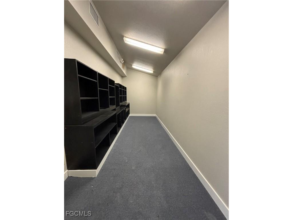 6350 Bayshore Road North Fort Myers FL 33917 2025022618 image16