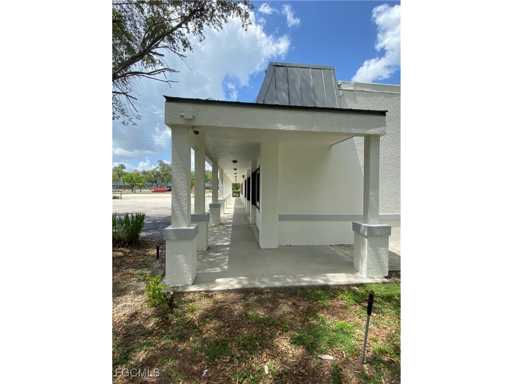 6350 Bayshore Road North Fort Myers FL 33917 2025022618 image9