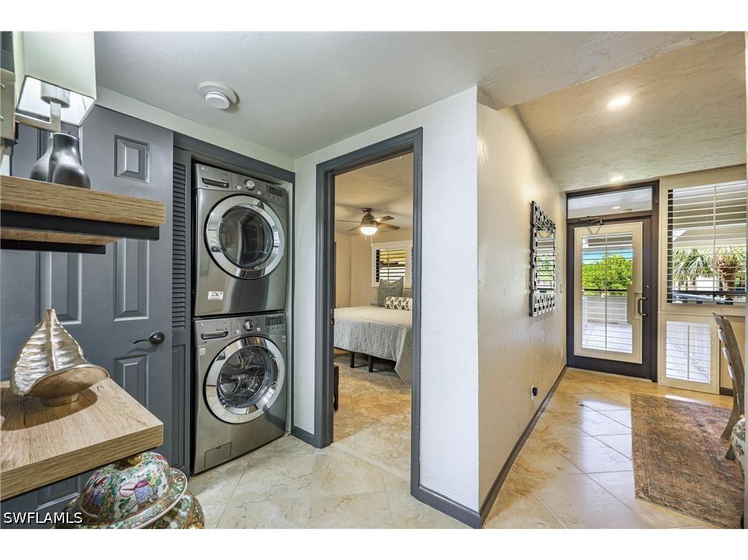 6350 Pelican Bay Boulevard #102B Naples FL 34108 226017649 image19