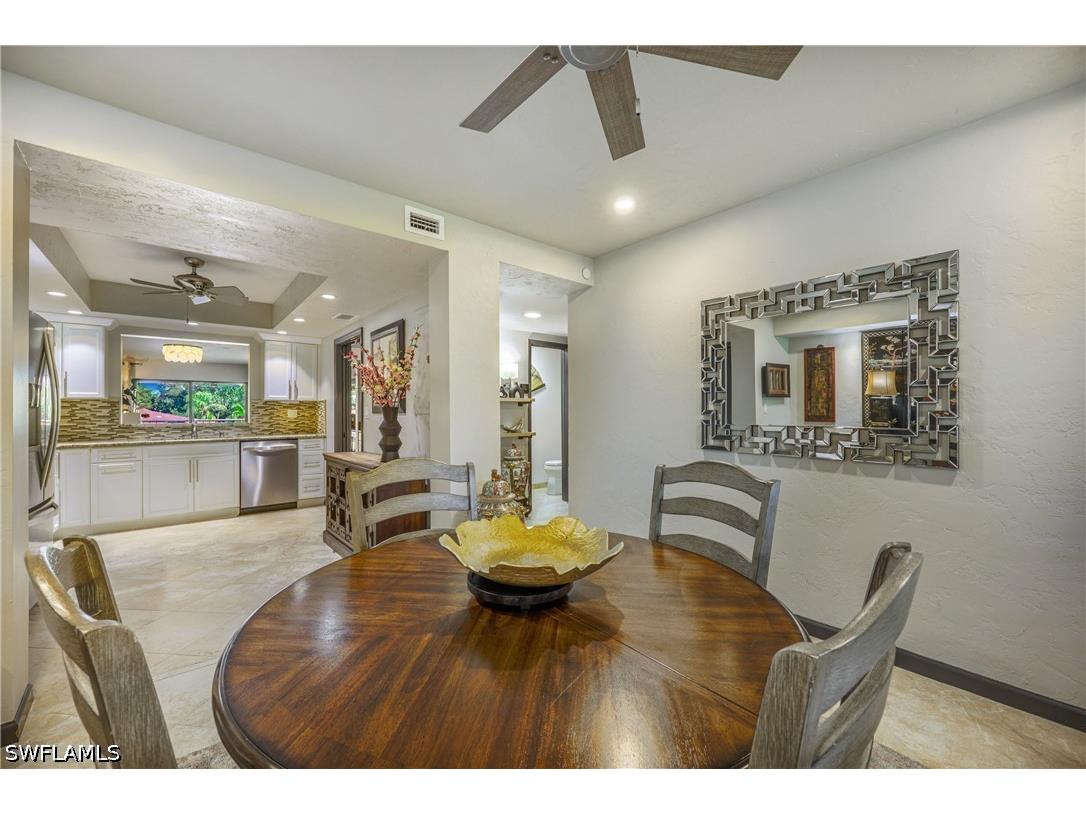 6350 Pelican Bay Boulevard #102B Naples FL 34108 226017649 image3
