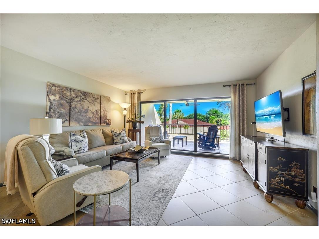 6350 Pelican Bay Boulevard #102B Naples FL 34108 226017649 image8