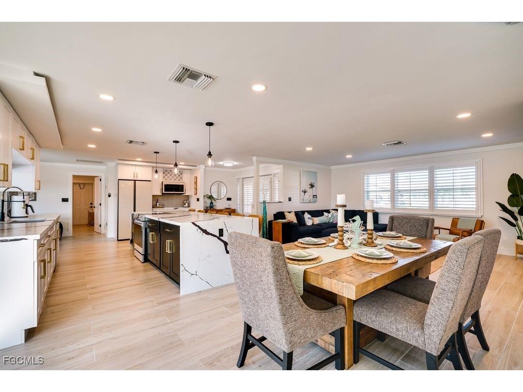 6359 Plumosa Avenue Fort Myers FL 33908 2025014093 image3