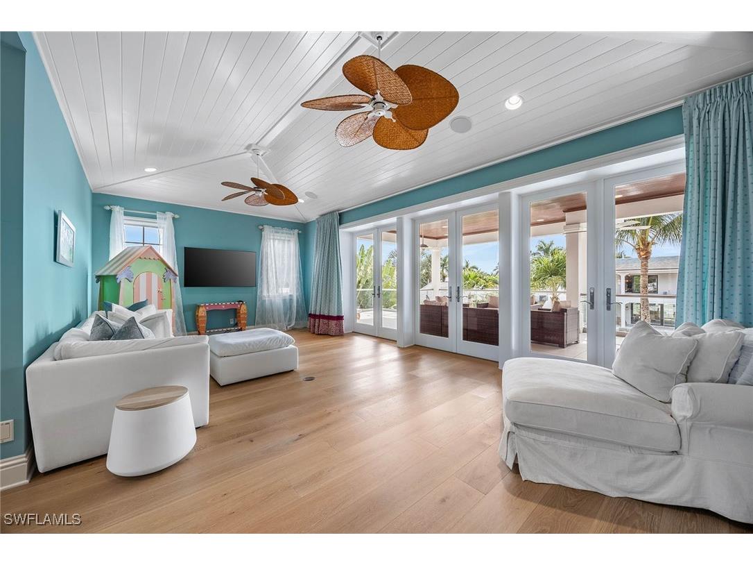 636 14th Avenue S Naples FL 34102 224085873 image16