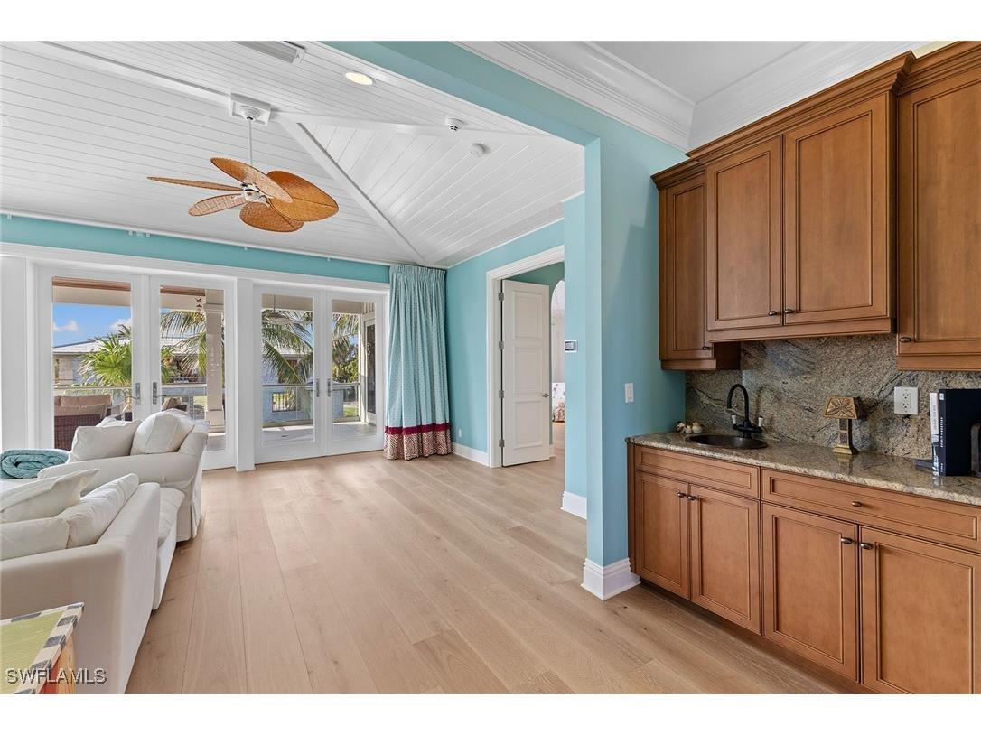 636 14th Avenue S Naples FL 34102 224085873 image17